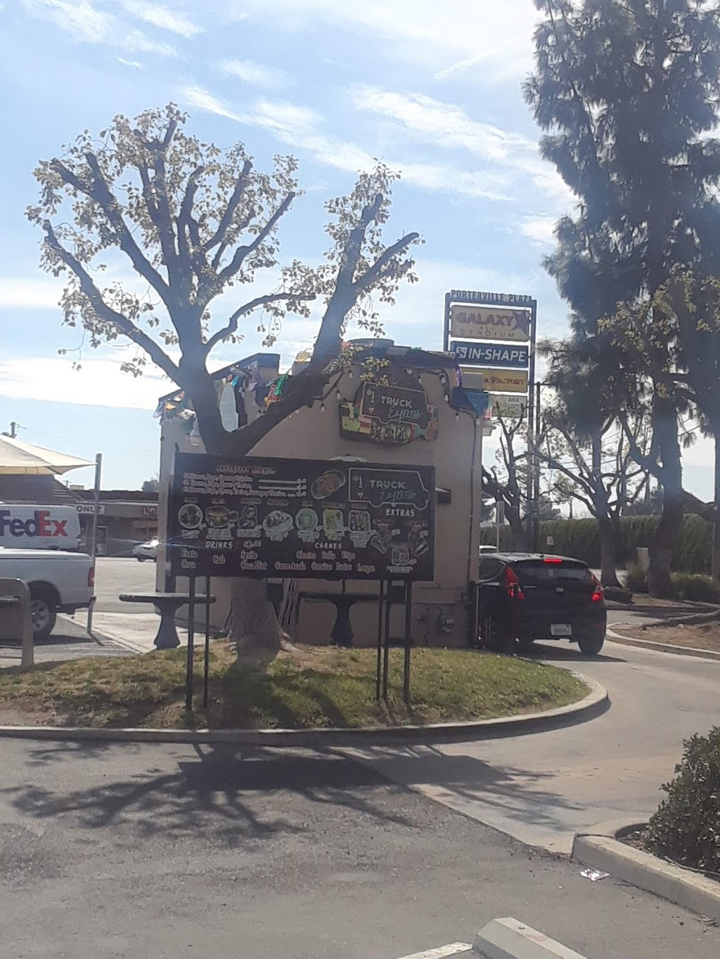 Taco Truck Express | restaurant | Porterville, CA 93257, USA | 5598547744 OR +1 559-854-7744