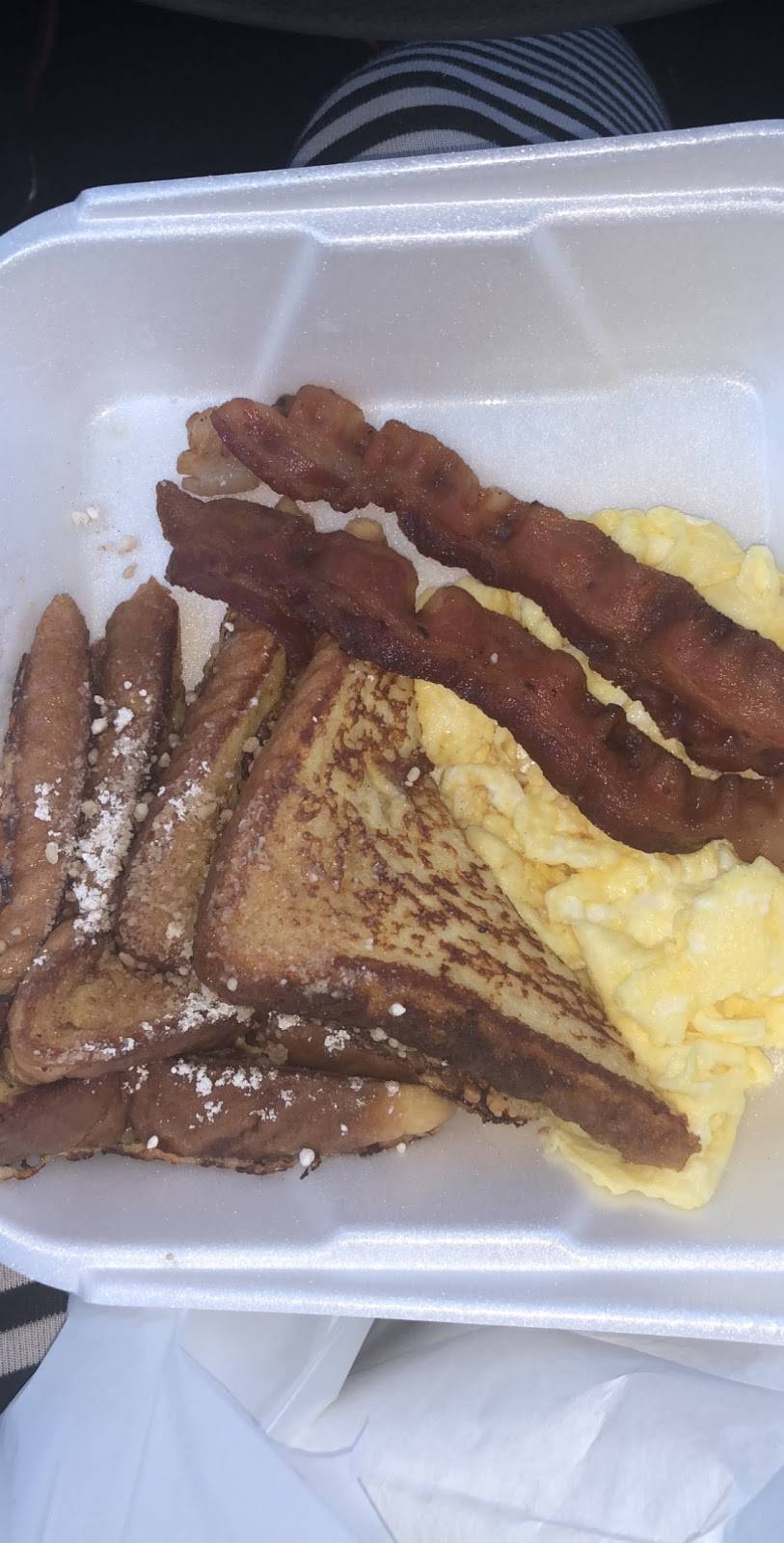 Fabulous Burgers | restaurant | 1315 Centinela Ave, Inglewood, CA 90302, USA | 3106716648 OR +1 310-671-6648