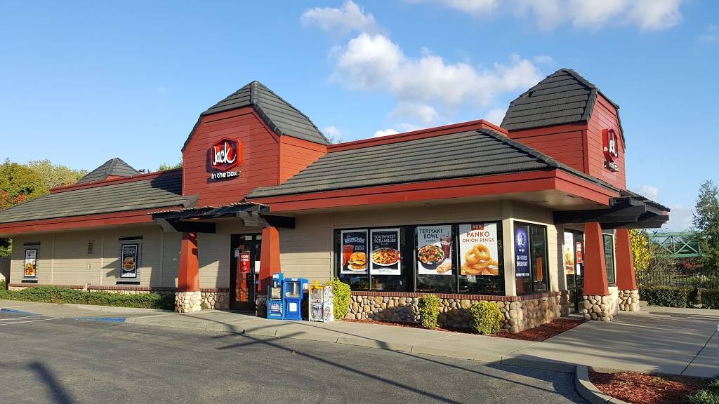 Jack in the Box | restaurant | 401 Blue Ravine Rd, Folsom, CA 95630, USA | 9169832107 OR +1 916-983-2107