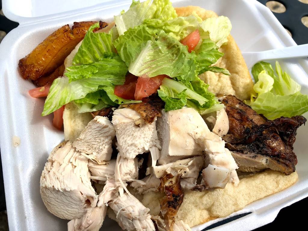 Jerk Hut Southside Cafe | cafe | 4495 W Gandy Blvd, Tampa, FL 33611, USA | 8138355375 OR +1 813-835-5375