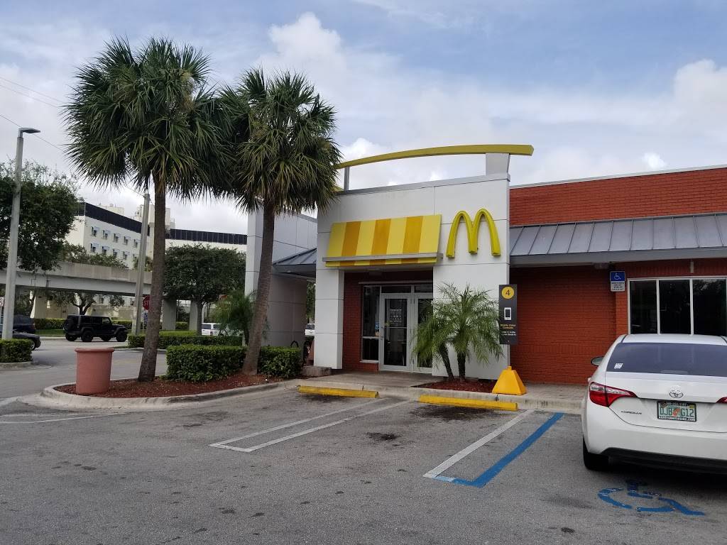 McDonalds | cafe | 6150 S Dixie Hwy, Miami, FL 33143, USA | 3056617131 OR +1 305-661-7131