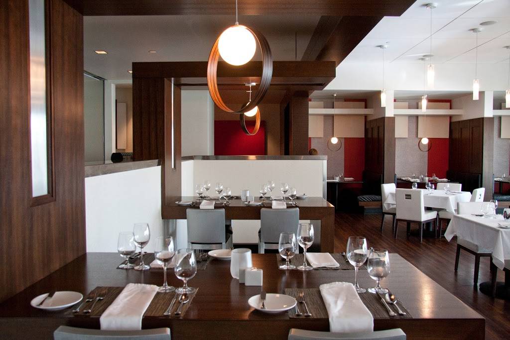 The Class Act | restaurant | 7725 Kirkwood Blvd SW, Cedar Rapids, IA 52404, USA | 3198488777 OR +1 319-848-8777