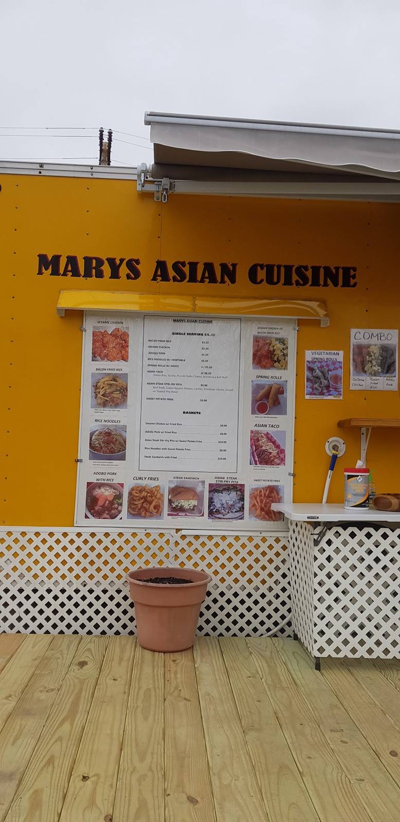 Marys Asian Cuisine | restaurant | US-31, Beulah, MI 49617, USA | 2318710716 OR +1 231-871-0716