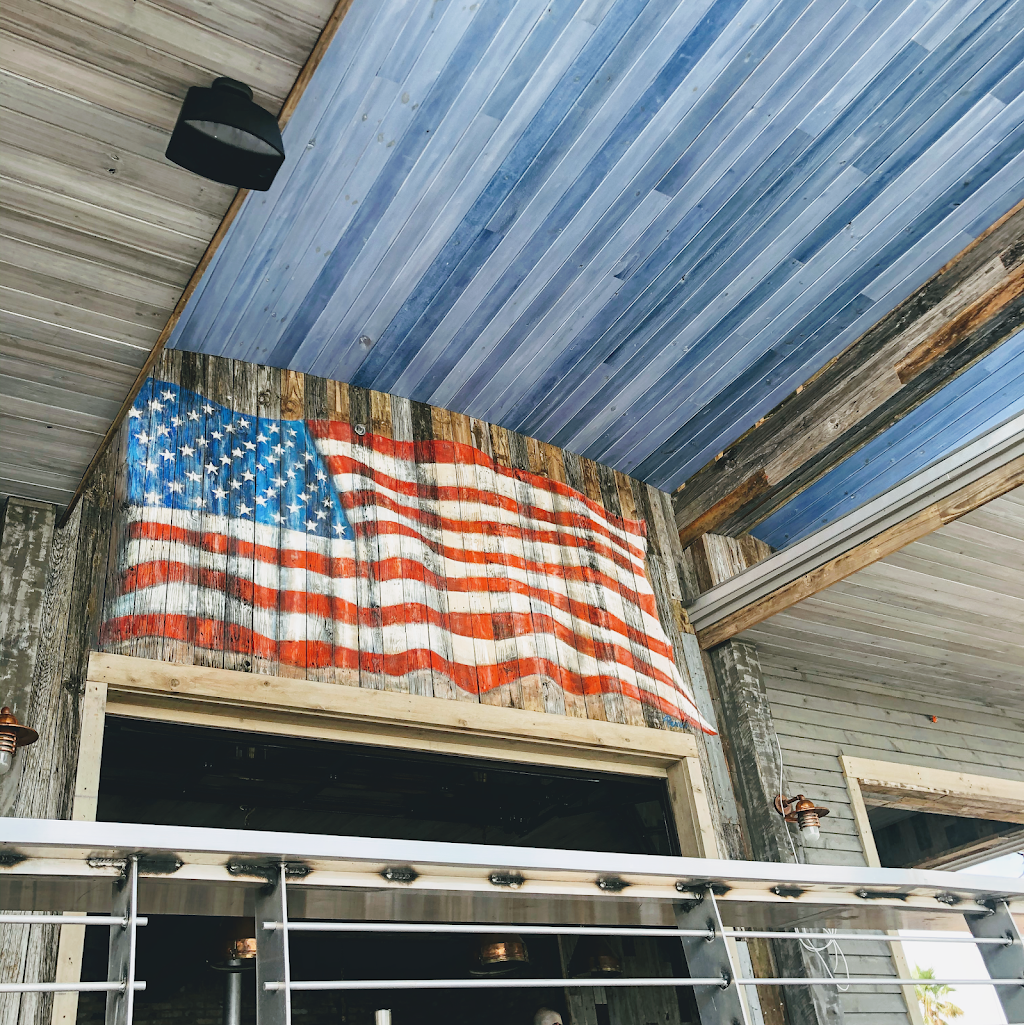 East Pass Seafood & Oyster House | restaurant | 56 Harbor Blvd, Destin, FL 32541, USA | 8504243507 OR +1 850-424-3507