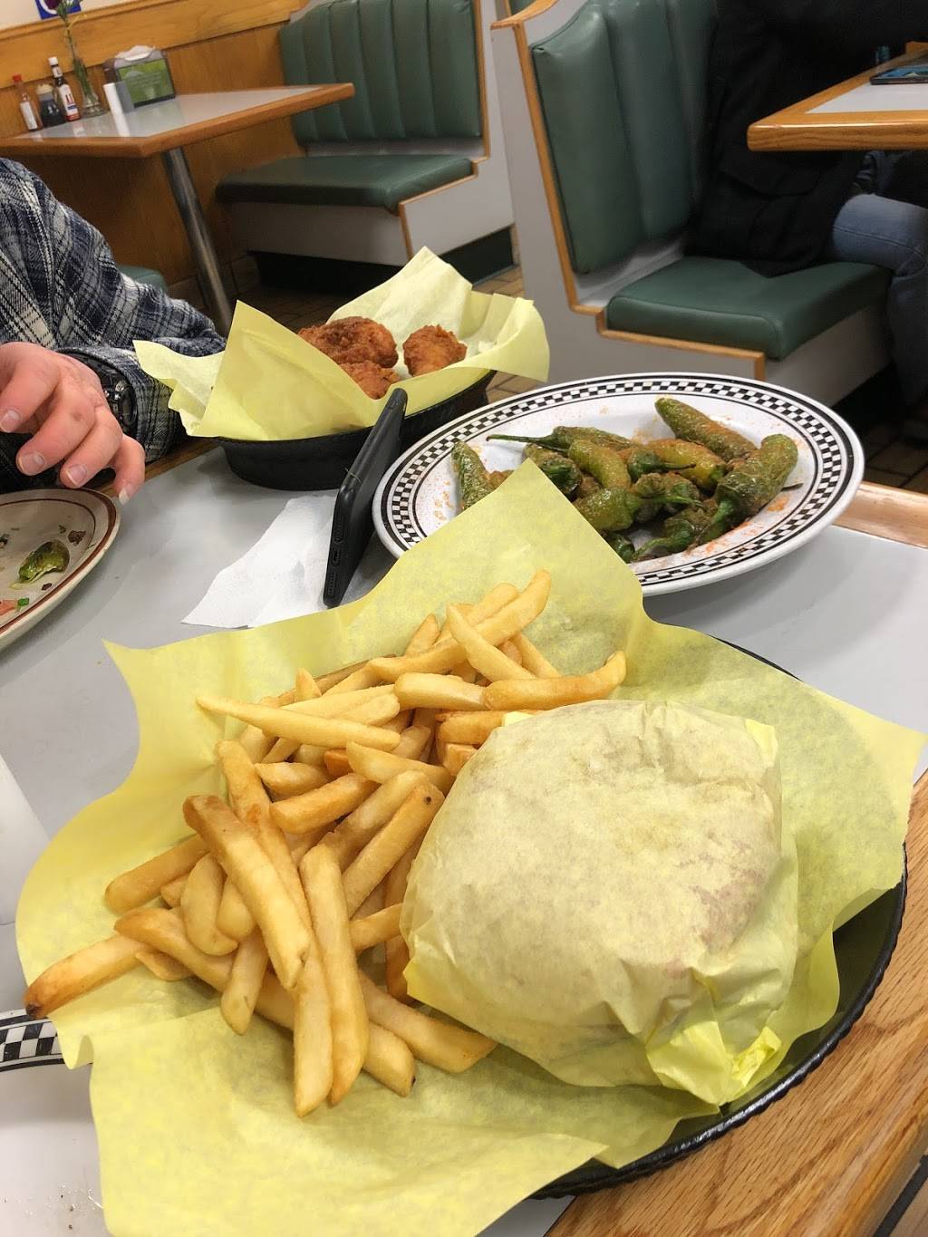 Fantastic Cafe | cafe | 1631 W 25th St, San Pedro, CA 90732, USA | 3108324742 OR +1 310-832-4742