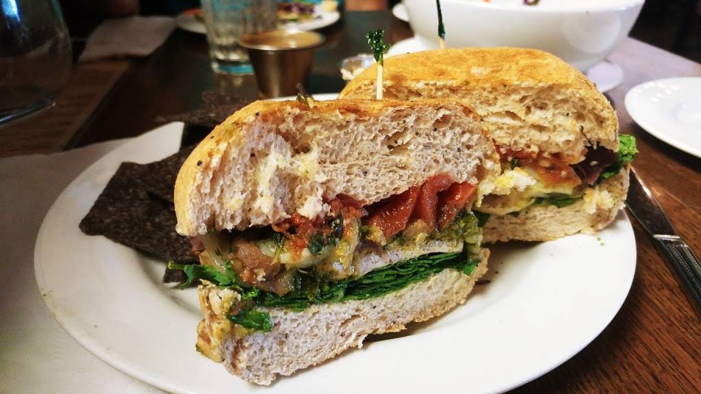 The Tomato Head | restaurant | The Gallery Shopping Center, 7240 Kingston Pike #172, Knoxville, TN 37919, USA | 8655841075 OR +1 865-584-1075