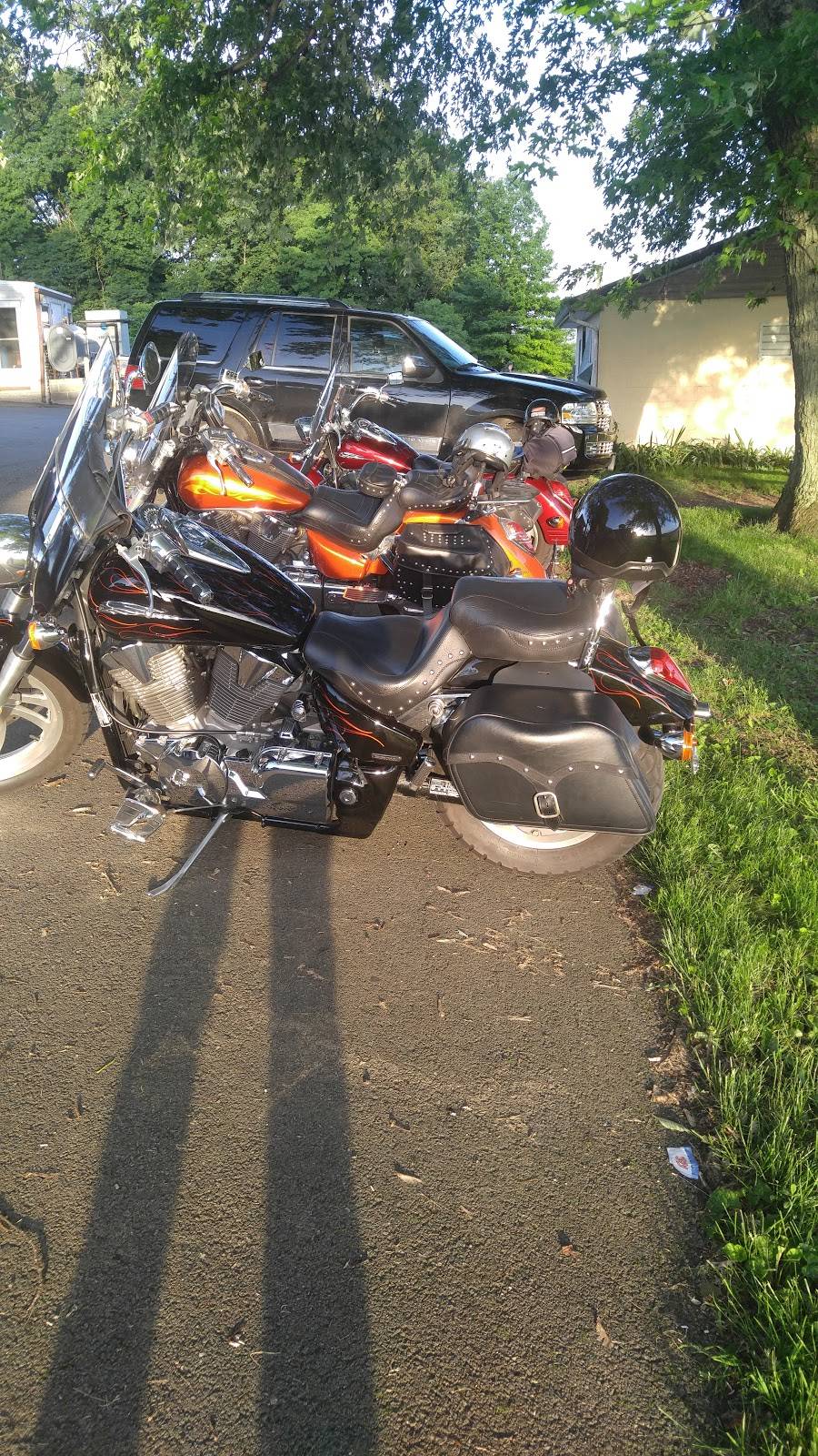 Collinsville Drive-In | restaurant | 2730 Delta Rd, Brogue, PA 17309, USA | 7179276410 OR +1 717-927-6410