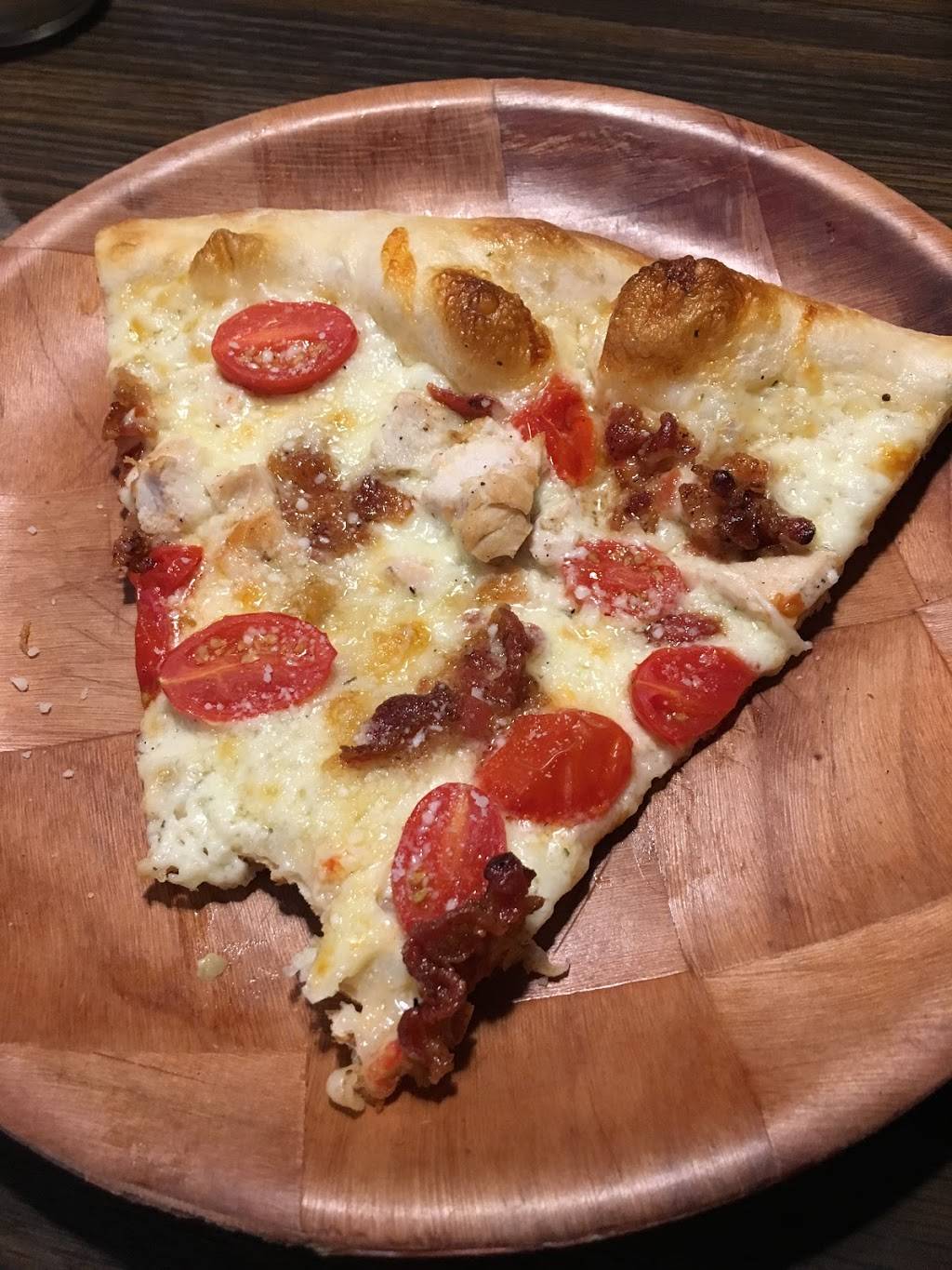 Oceanside Pizza | restaurant | 300 Ocean Ave #6, Melbourne Beach, FL 32951, USA | 3213124516 OR +1 321-312-4516