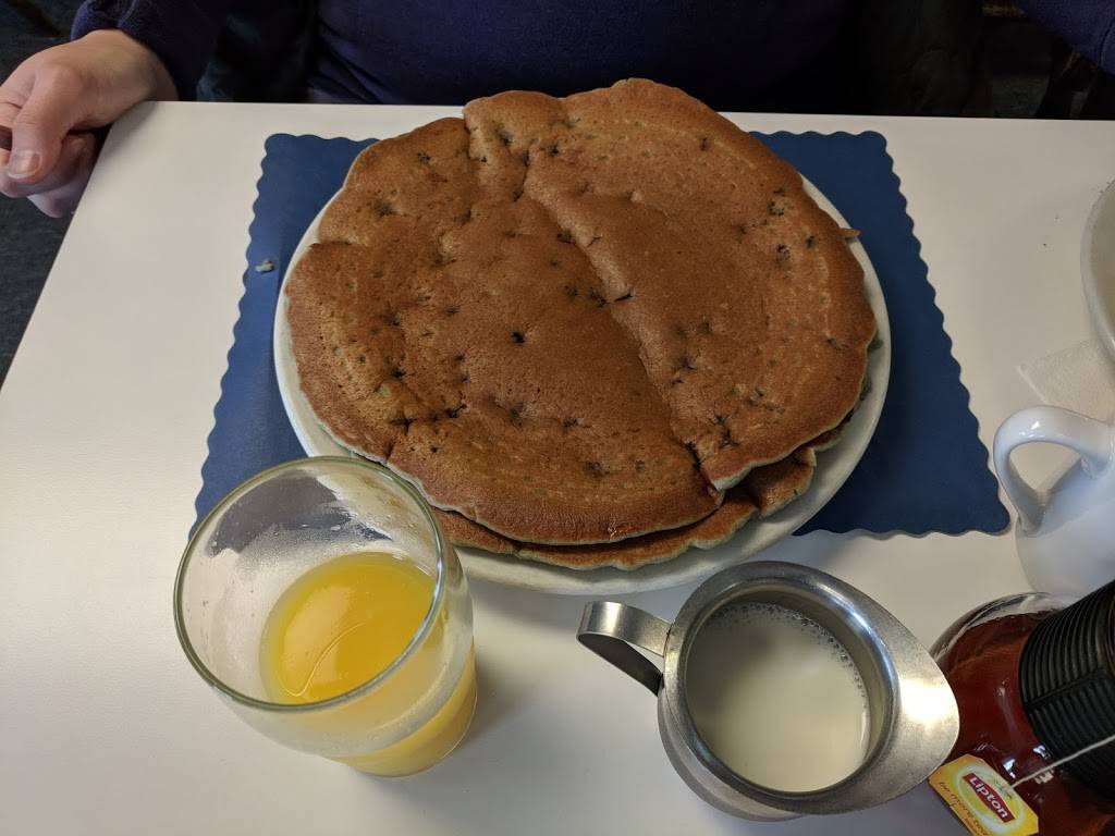 The Blueberry Muffin Restaurant | restaurant | 1769 White Mountain Hwy, North Conway, NH 03860, USA | 6033565736 OR +1 603-356-5736
