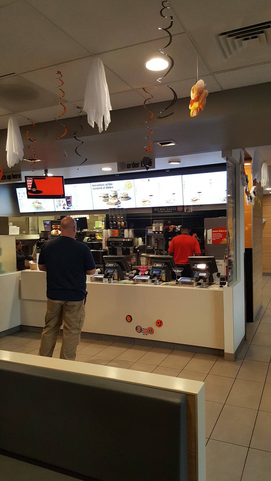 McDonalds | cafe | 617 Green Valley Rd, Greensboro, NC 27408, USA | 3368553347 OR +1 336-855-3347