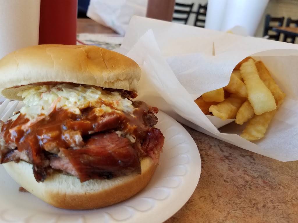 Colemans Bar-B-Q,LLC | restaurant | 312 E Main St, Senatobia, MS 38668, USA | 6623010077 OR +1 662-301-0077