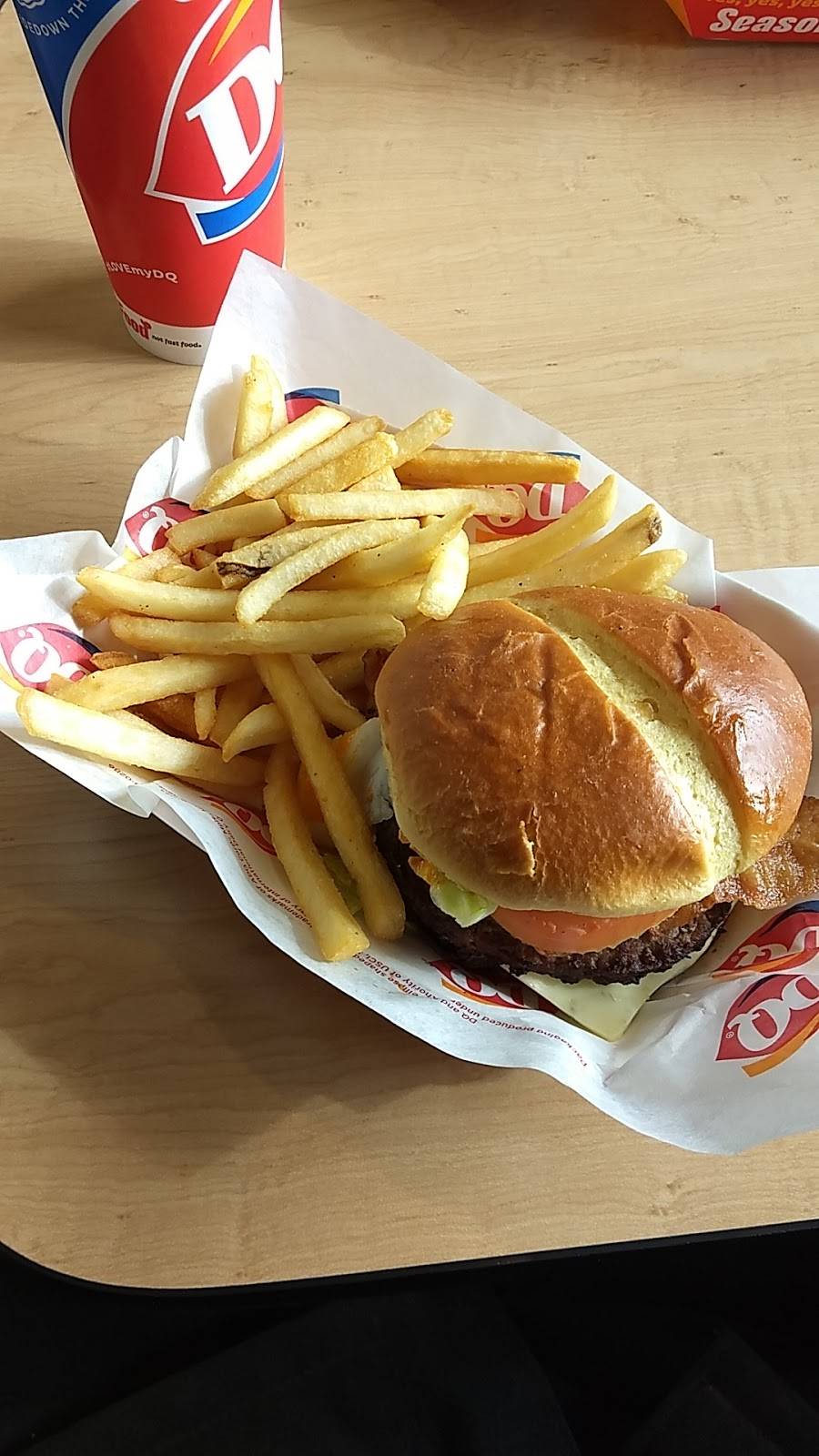 Dairy Queen | restaurant | 677 S Lincoln St, West Point, NE 68788, USA | 4023725634 OR +1 402-372-5634