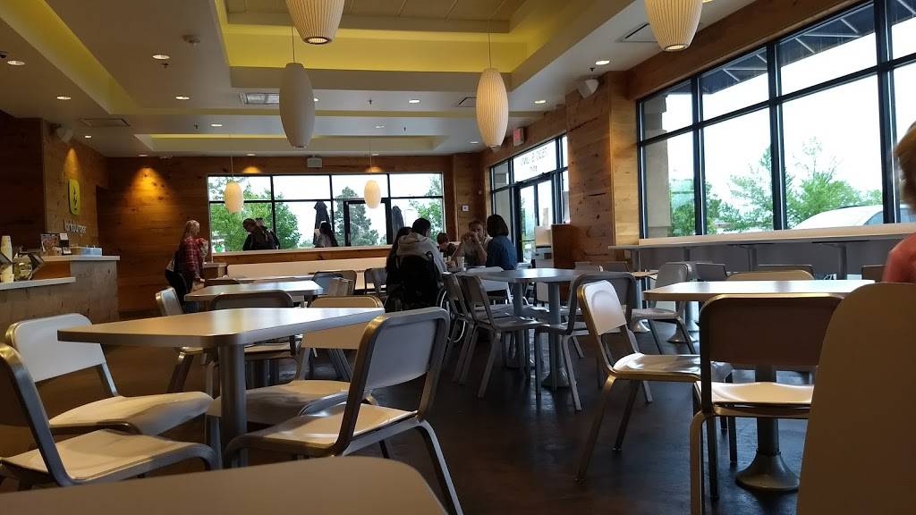 Larkburger Centennial | restaurant | 7530 S University Blvd #100, Centennial, CO 80122, USA | 7202570745 OR +1 720-257-0745