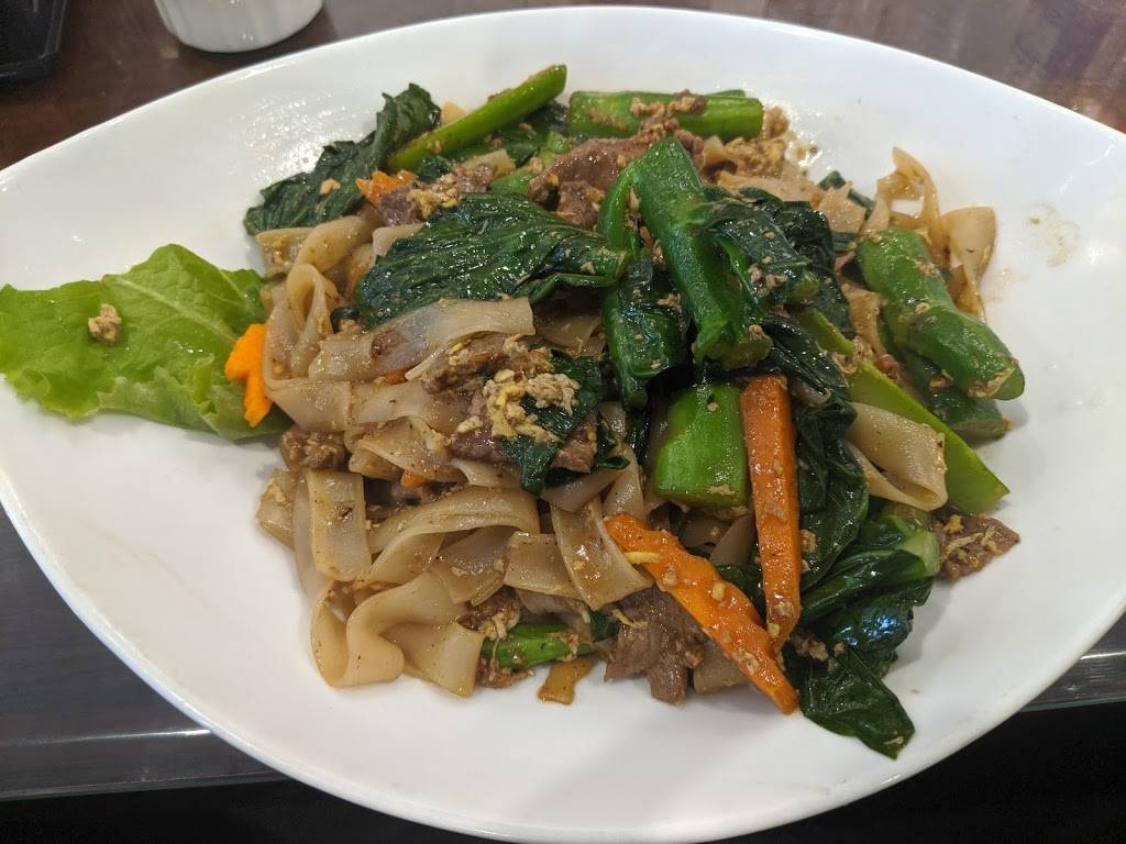 Phuket Royal | restaurant | 713 Somerset St W, Ottawa, ON K1R 6P7, Canada | 6132353134 OR +1 613-235-3134