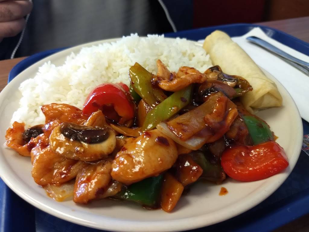 Chopsticks Chinese & Thai Food | restaurant | 300 Holland St W, Bradford, ON L3Z 1H9, Canada | 9057757272 OR +1 905-775-7272