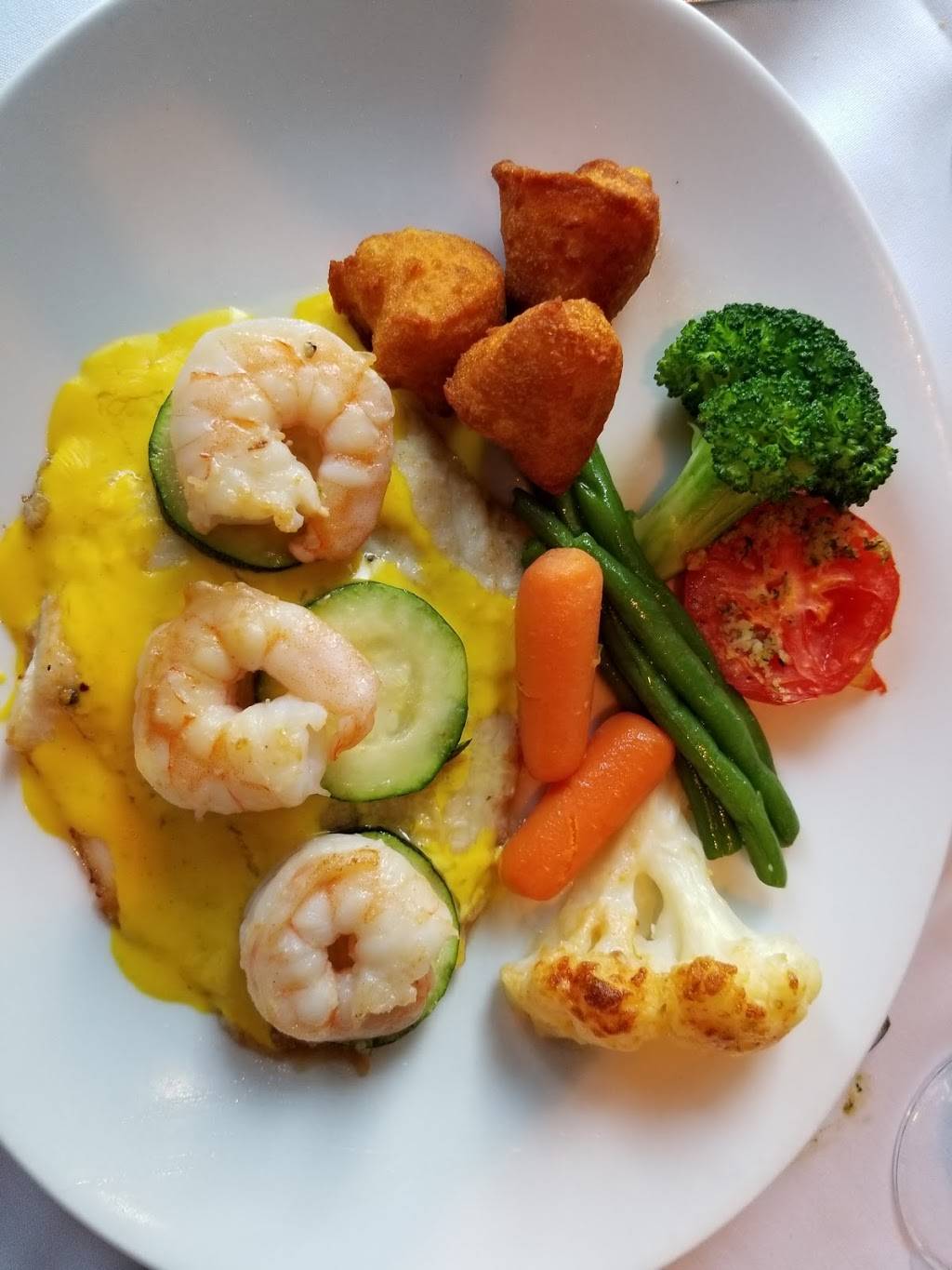 Tempo Restaurant | restaurant | 2485, 4231 Duke St, Alexandria, VA 22304, USA | 7033707900 OR +1 703-370-7900