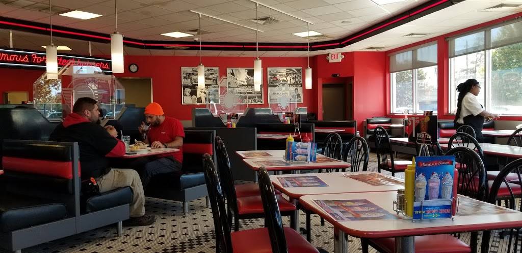 Steak n Shake | restaurant | 2272 E Lamar Blvd, Arlington, TX 76006, USA | 8176523663 OR +1 817-652-3663