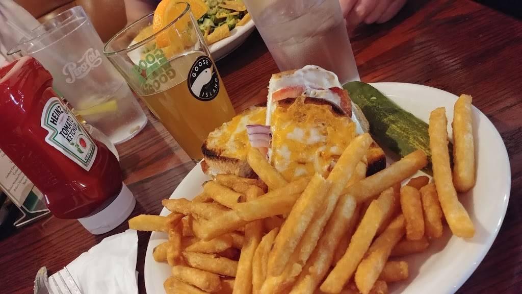 Finnegans Wake Bar and Restaurant | restaurant | 685 Main St, Walpole, MA 02081, USA | 5086681189 OR +1 508-668-1189