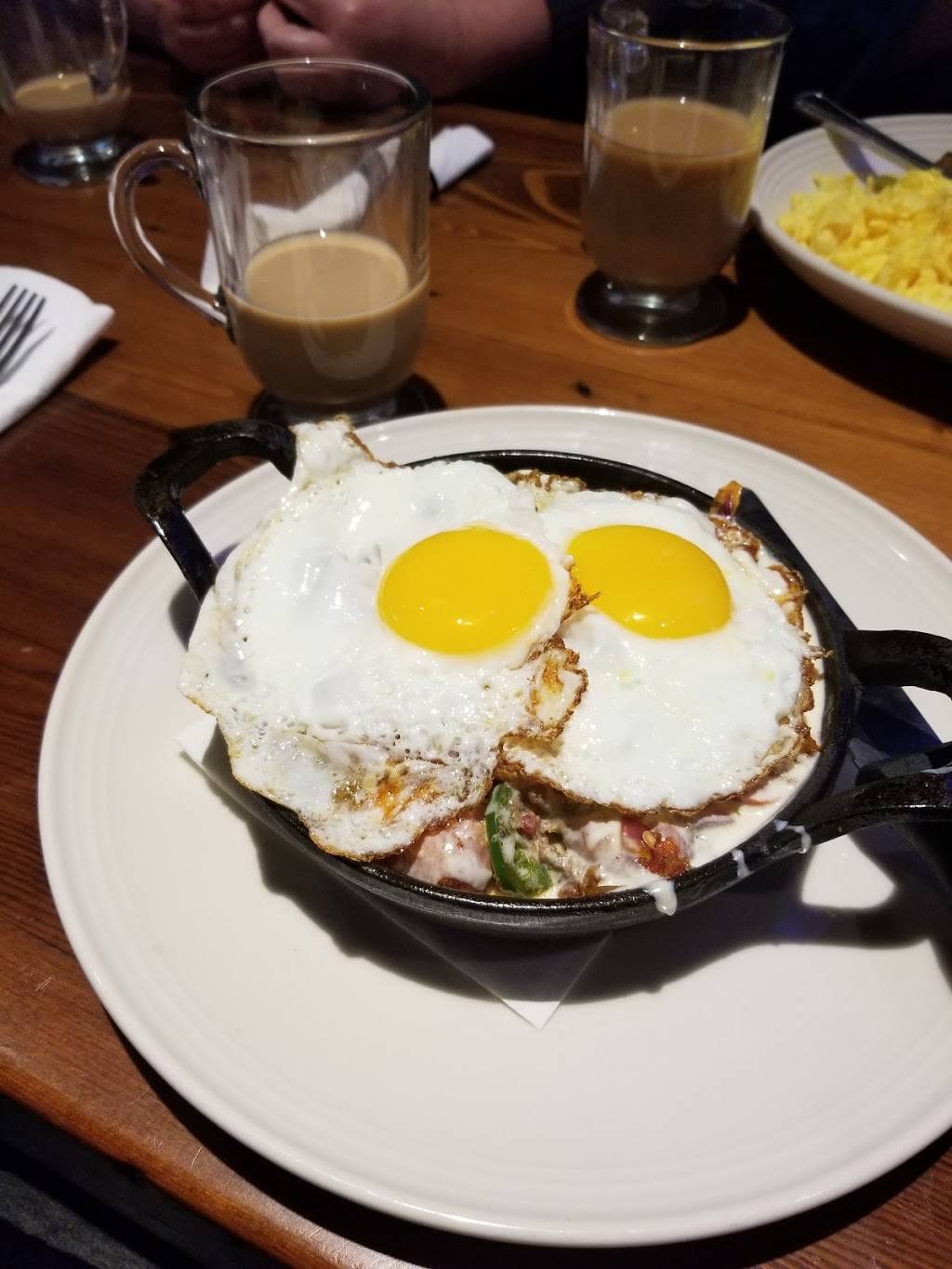 Grumpy Goat Tavern - Ankeny | restaurant | 810 E 1st St, Ankeny, IA 50021, USA | 5155122100 OR +1 515-512-2100