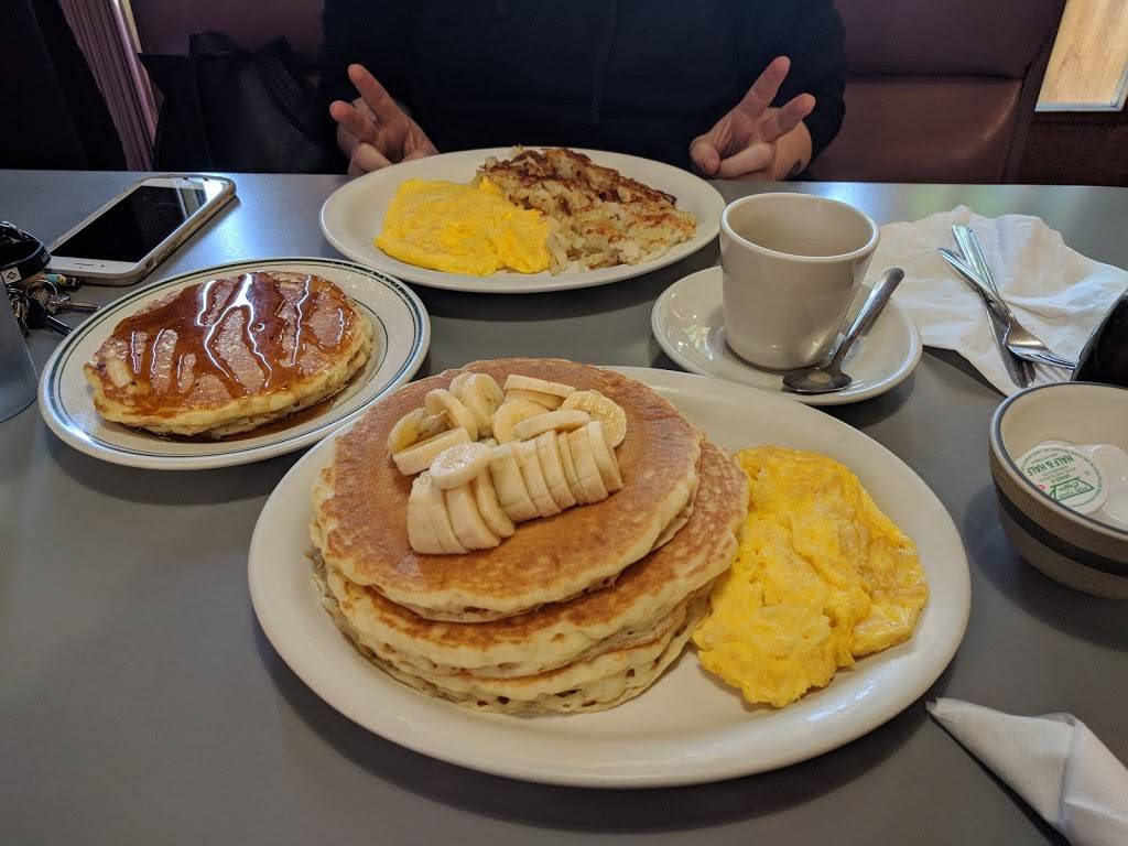 Fullerton Restaurant | restaurant | 2400 W Fullerton Ave, Chicago, IL 60647, USA | 7733845500 OR +1 773-384-5500