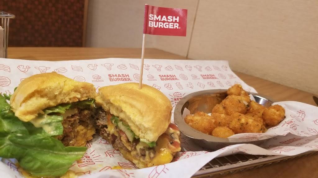 Smashburger | restaurant | 4828 Edgmont Ave, Brookhaven, PA 19015, USA | 4844803565 OR +1 484-480-3565