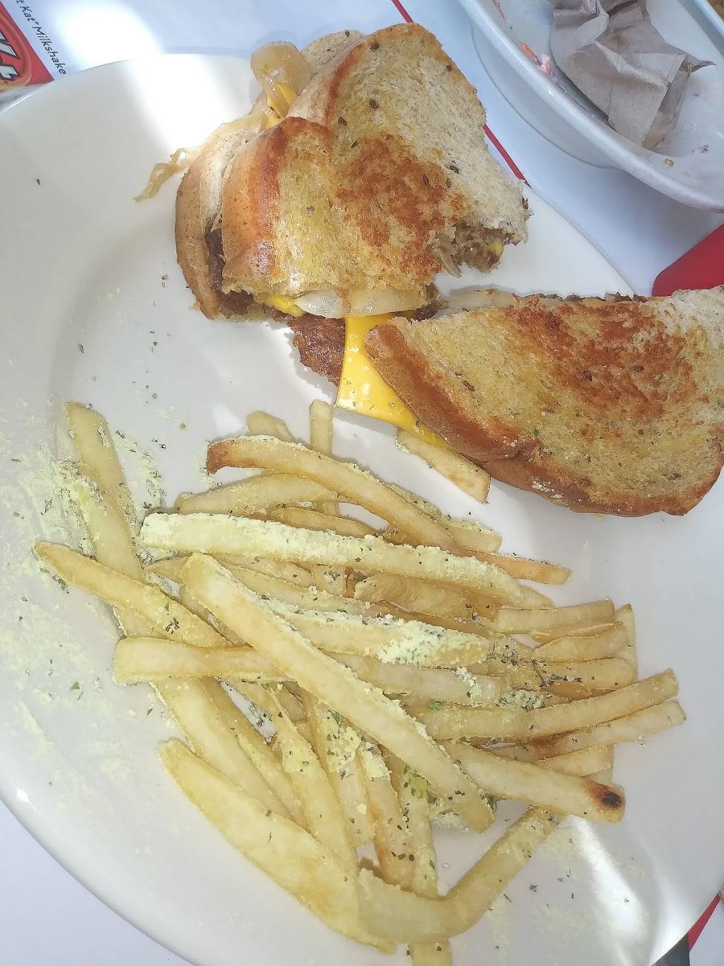 Steak n Shake | restaurant | 4040 Carothers Pkwy, Franklin, TN 37067, USA | 6155957955 OR +1 615-595-7955