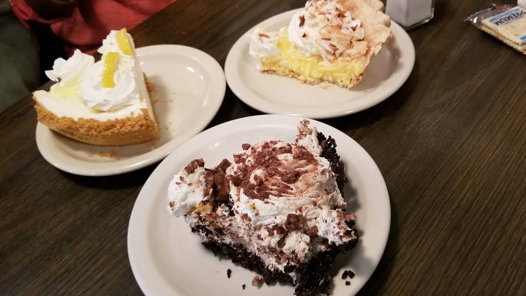 Call of the Canyon Cafe | restaurant | 109 N Main St, Bowling Green, OH 43402, USA | 4193532255 OR +1 419-353-2255