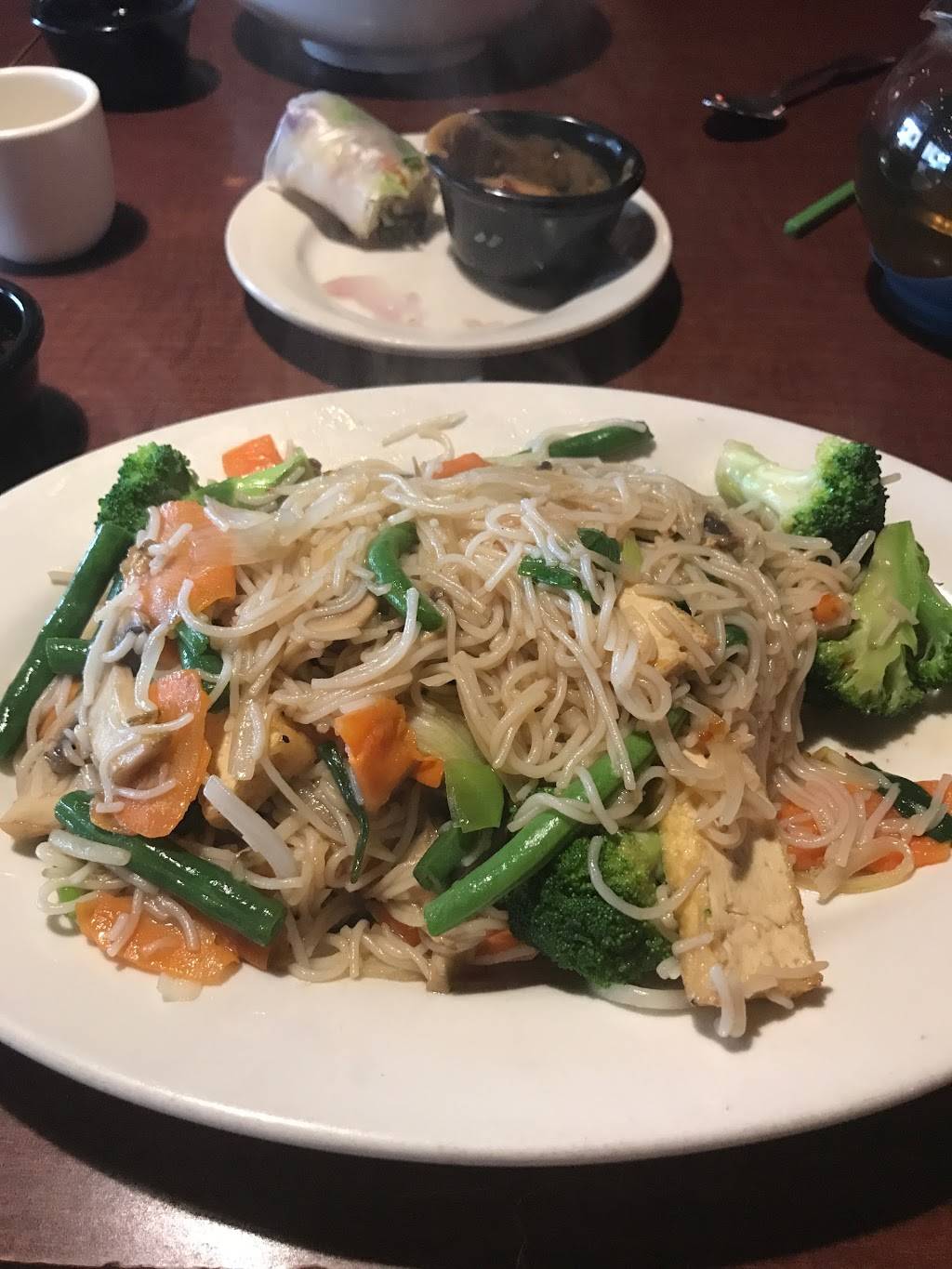 Green Papaya | restaurant | 3211 Oak Lawn Ave B, Dallas, TX 75219, USA | 2145214811 OR +1 214-521-4811