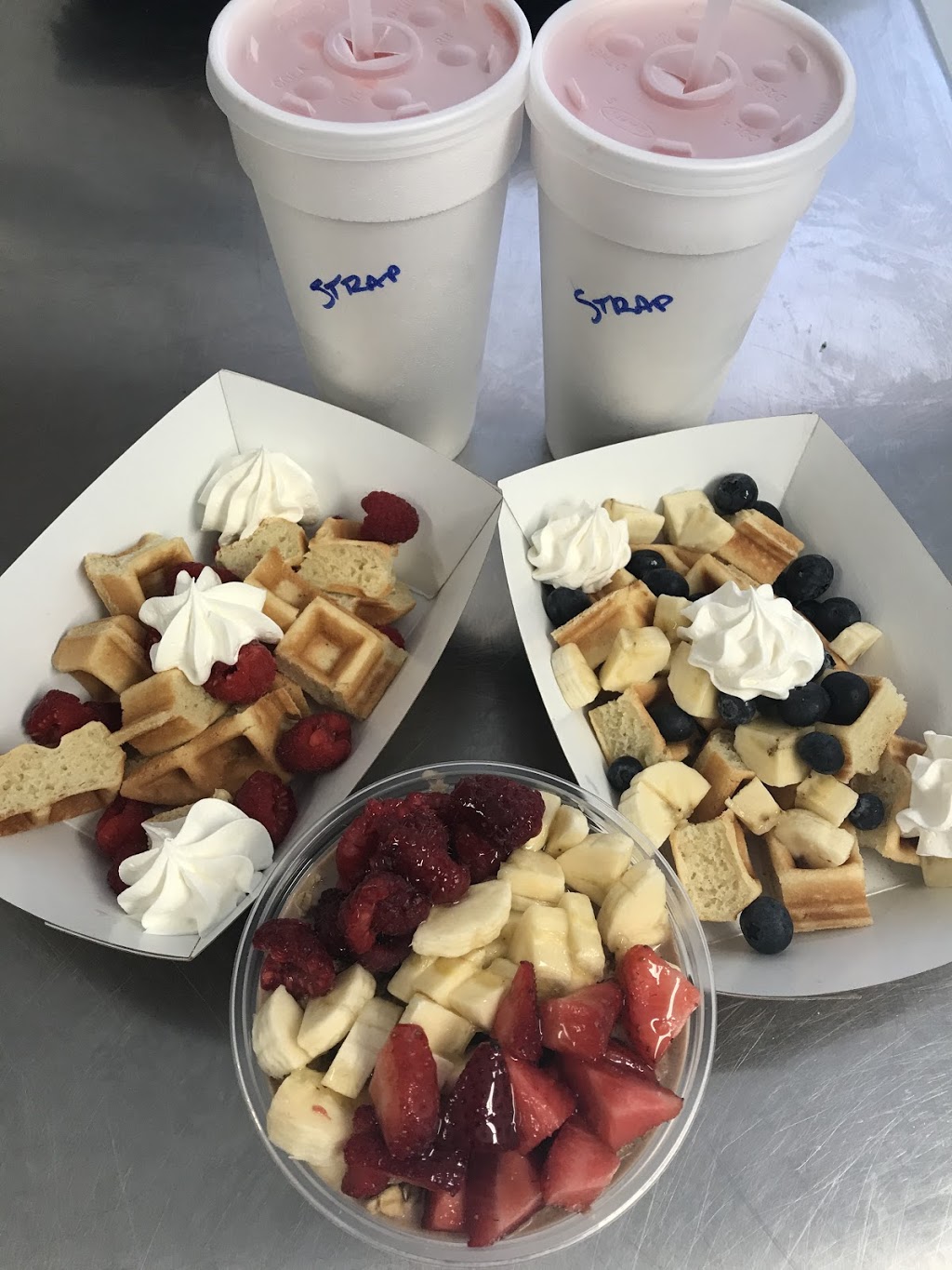 Foxys Waffle Bar and Sugar Den | restaurant | 202 Lemoyne Dr, Dauphin Island, AL 36528, USA | 2518615683 OR +1 251-861-5683