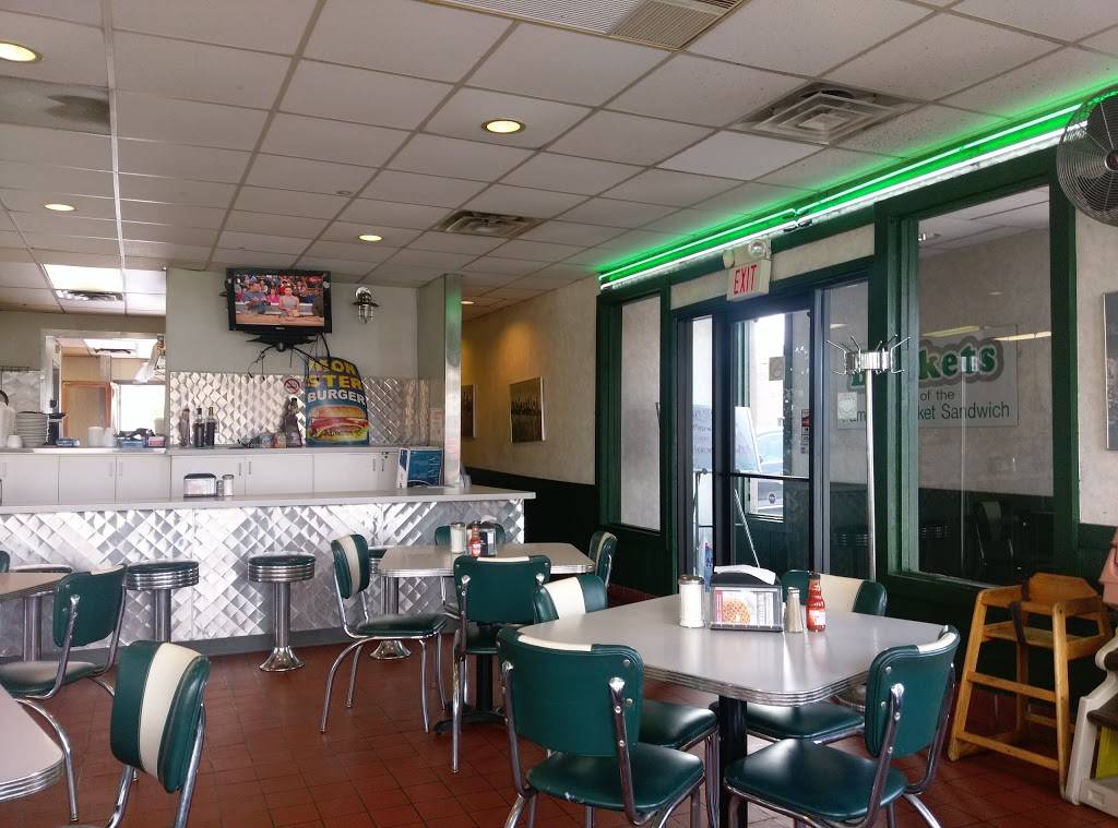 Briskets | restaurant | 2474 Navarre Ave, Oregon, OH 43616, USA | 4196910022 OR +1 419-691-0022