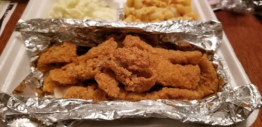 Berea Smokehouse Barbecue and Grill | restaurant | 819 N Rocky River Dr, Berea, OH 44017, USA | 4405327707 OR +1 440-532-7707