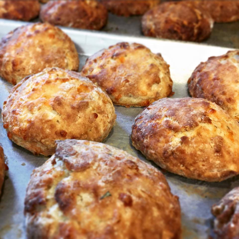 Nanas Irish Pub | restaurant | 7843 Main St, Middletown, VA 22645, USA | 5408689877 OR +1 540-868-9877