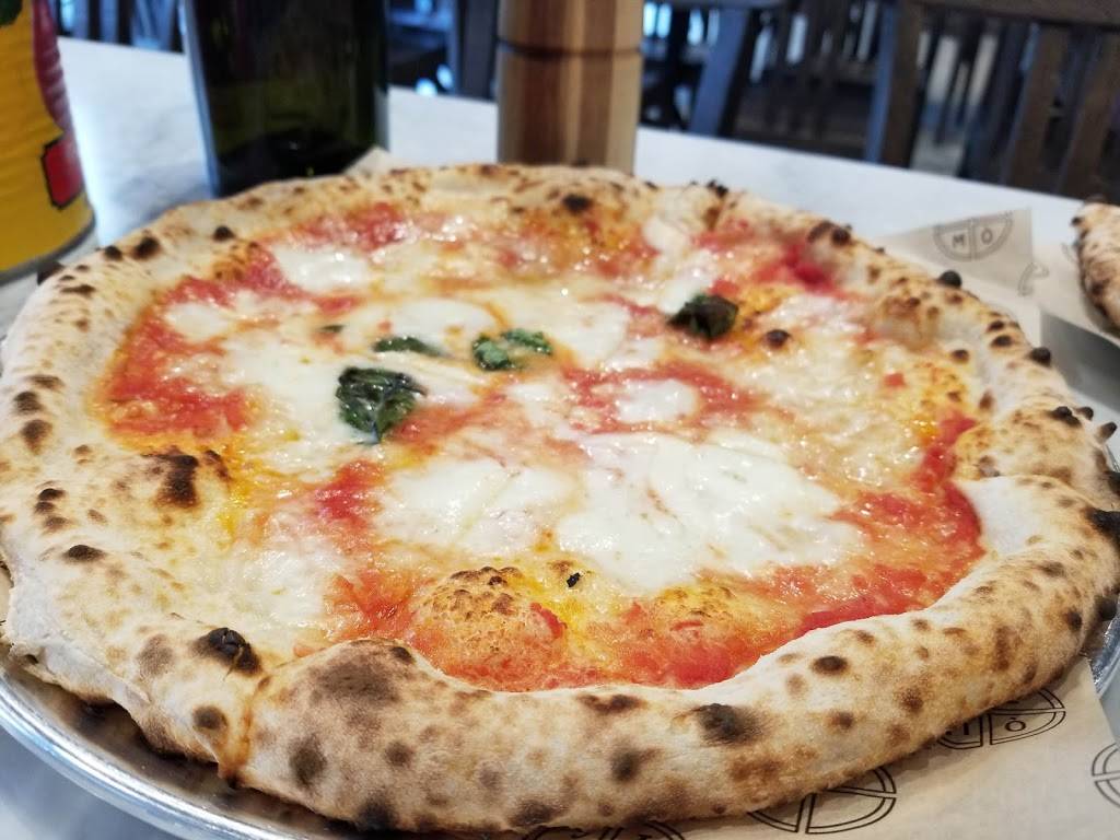 Simò Pizza | restaurant | 90-92 Gansevoort St, New York, NY 10014, USA | 2124622703 OR +1 212-462-2703