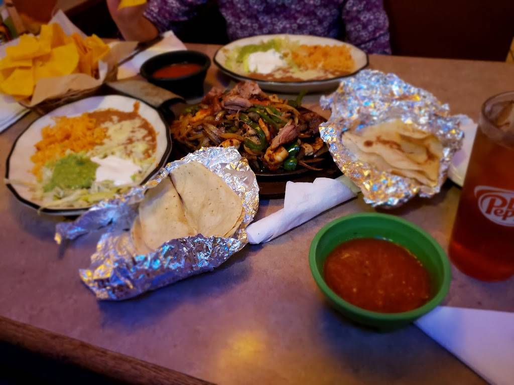 La Hacienda | restaurant | 330 Robert Smalls Pkwy, Beaufort, SC 29906, USA | 8439820009 OR +1 843-982-0009