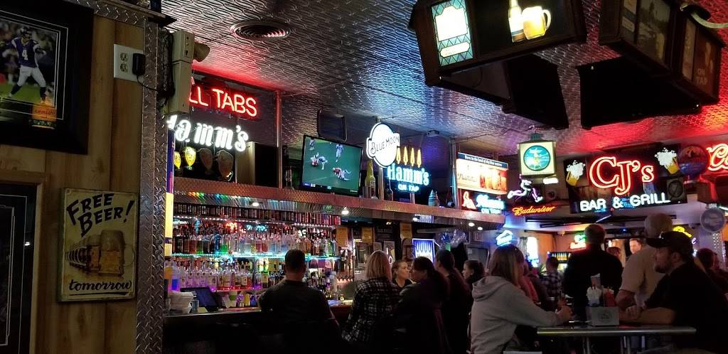 CJs Bar & Grill | restaurant | 18397 St Croix Trail, Shafer, MN 55074, USA | 6515830731 OR +1 651-583-0731