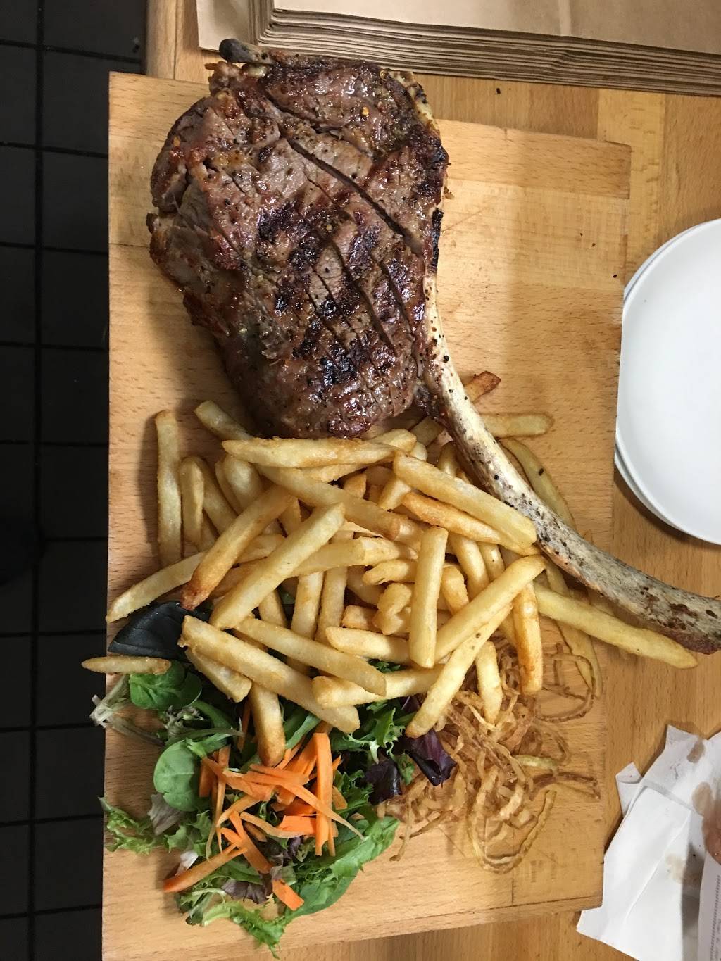 Mocha Burger | restaurant | 496 LaGuardia Pl, New York, NY 10012, USA | 2129823800 OR +1 212-982-3800