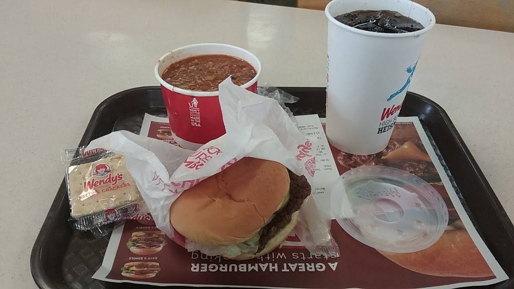 Wendys | restaurant | 1302 N 24th St, Clear Lake, IA 50428, USA | 6413570811 OR +1 641-357-0811
