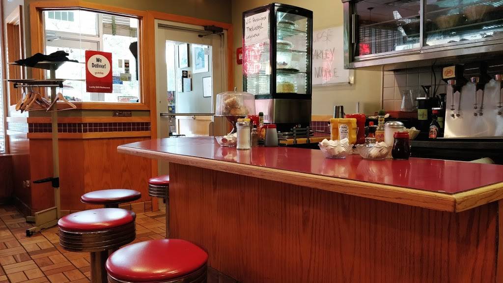 Lucky Grill | restaurant | 4454 N Milwaukee Ave, Chicago, IL 60630, USA | 7732822325 OR +1 773-282-2325