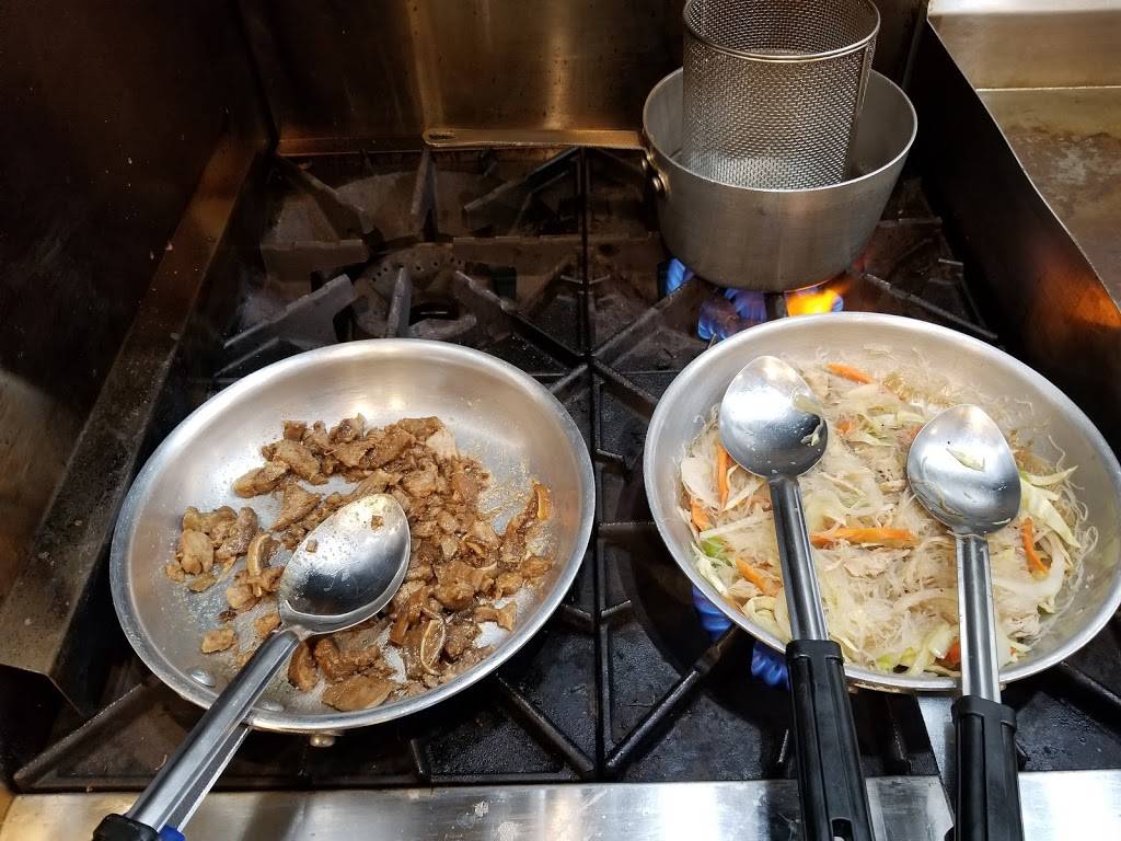 Apongs Philly Steak | restaurant | 71800 CA-111 Suite A122, Rancho Mirage, CA 92270, USA | 7605656773 OR +1 760-565-6773