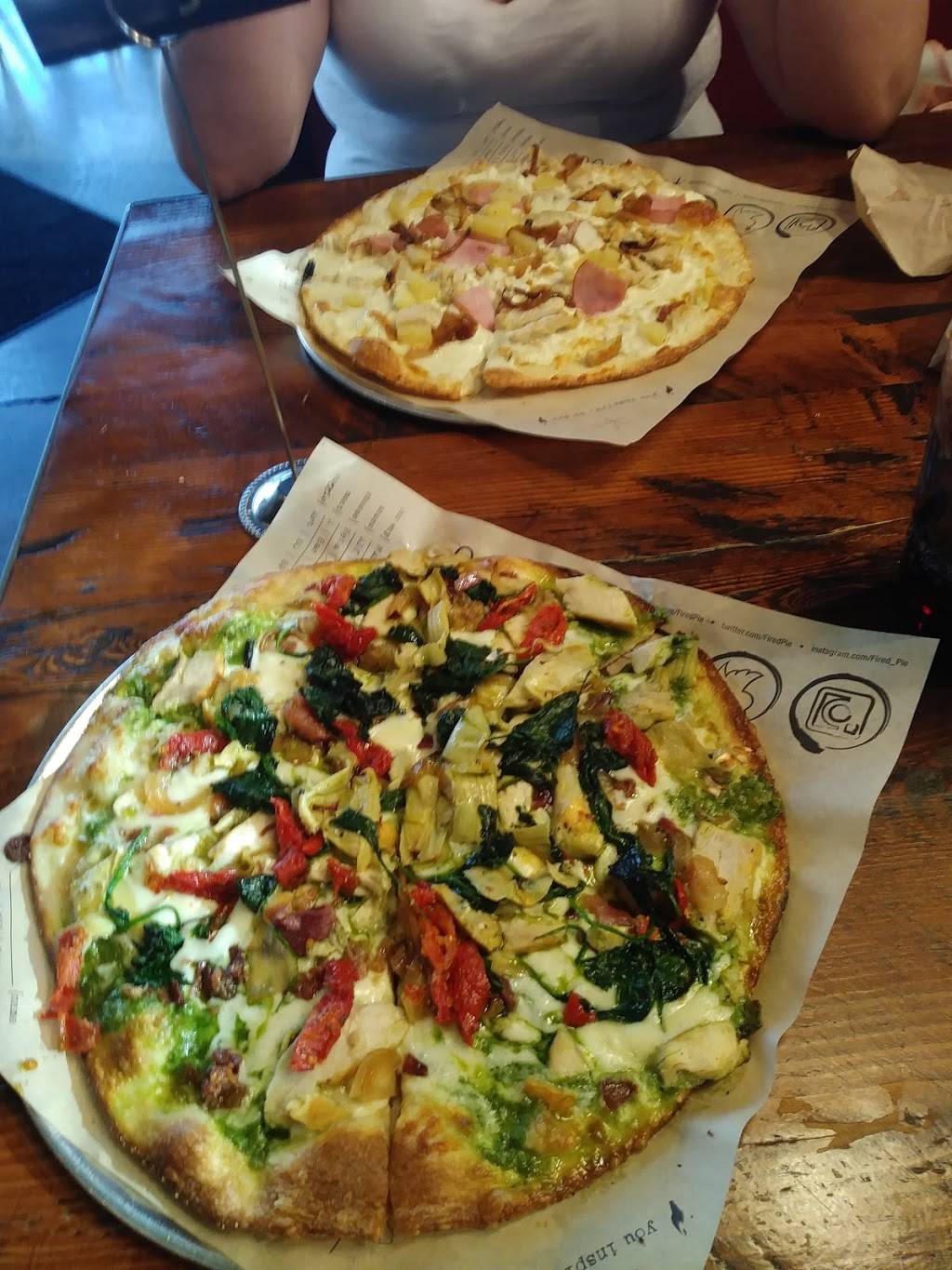 Fired Pie | restaurant | 2015 S Alma School Rd, Mesa, AZ 85210, USA | 4806561283 OR +1 480-656-1283