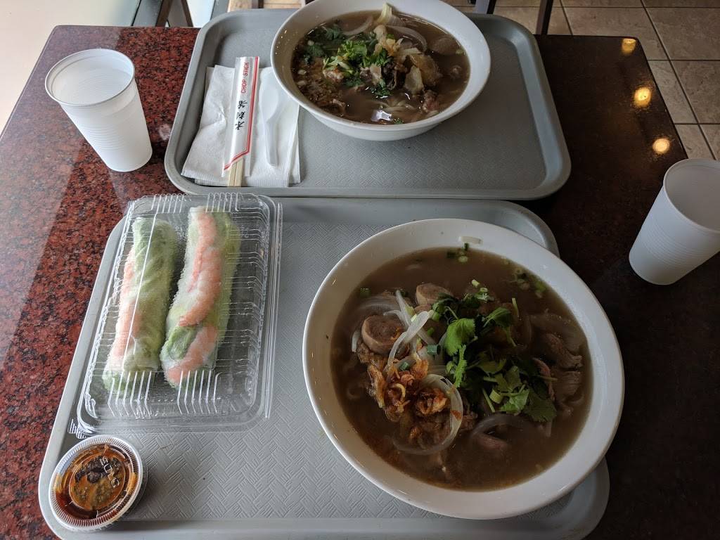 Bangkok Chef | restaurant | 2955 E Manoa Rd, Honolulu, HI 96822, USA | 8089880212 OR +1 808-988-0212