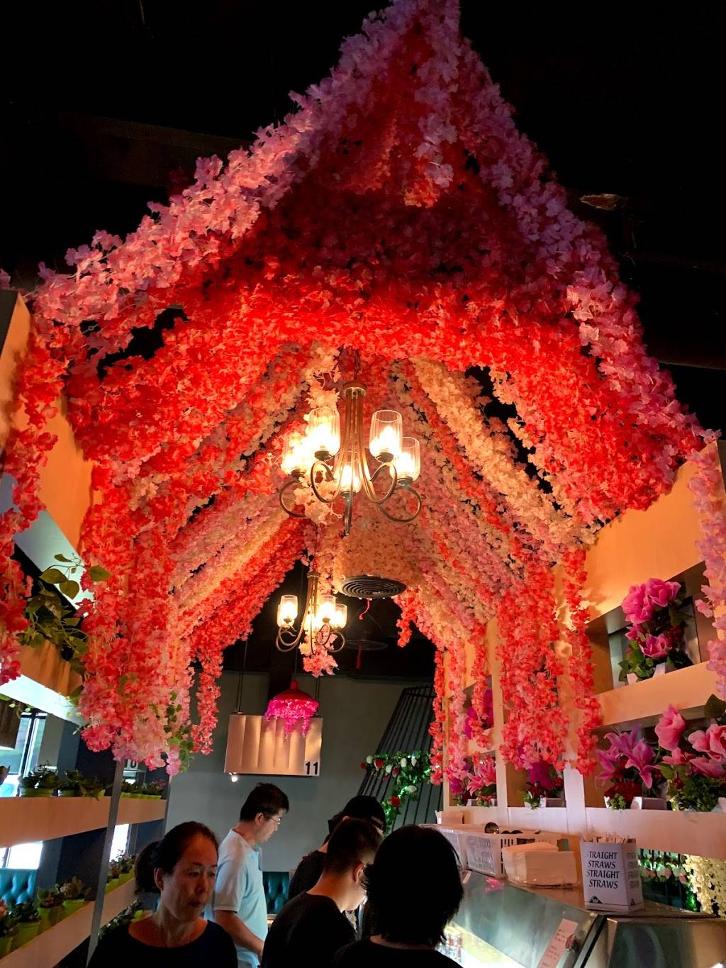 花季火锅 Blossom Season Hot Pot | restaurant | 18009 Gale Ave, City of Industry, CA 91748, USA | 6269126868 OR +1 626-912-6868