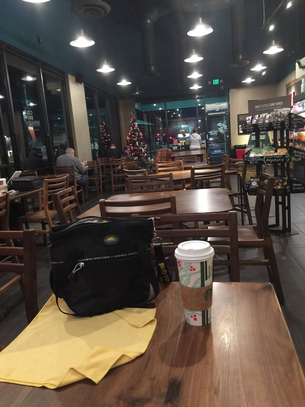 Starbucks | cafe | 3170 N Fowler Ave #101, Clovis, CA 93611, USA | 5593479195 OR +1 559-347-9195