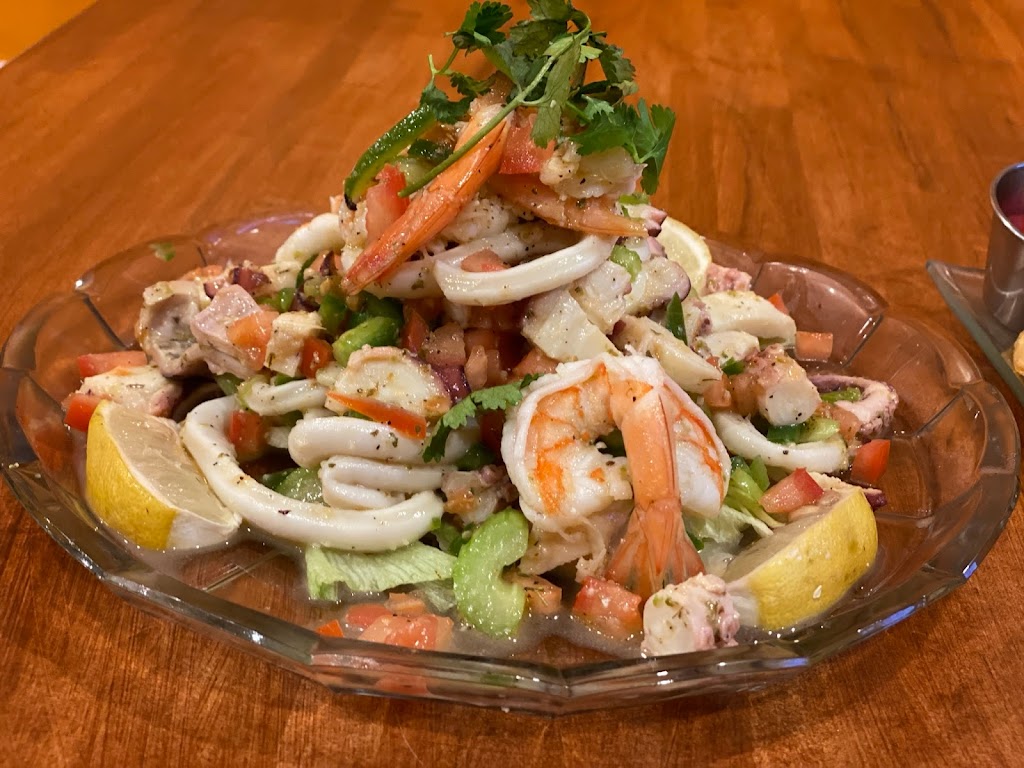 Mr. Gold Grill | restaurant | 324 River Dr, Garfield, NJ 07026, USA | 9732467080 OR +1 973-246-7080