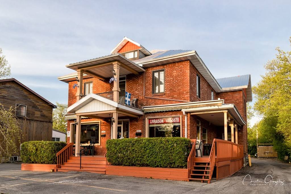 Pizzeria Quatre Saisons | restaurant | 440 Av St Charles, Vaudreuil-Dorion, QC J7V 2N1, Canada | 4504555545 OR +1 450-455-5545