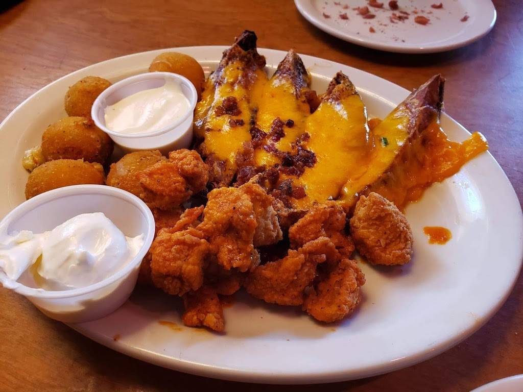 Texas Roadhouse | restaurant | 115 Garden Golf Blvd, North Wales, PA 19454, USA | 2153934974 OR +1 215-393-4974