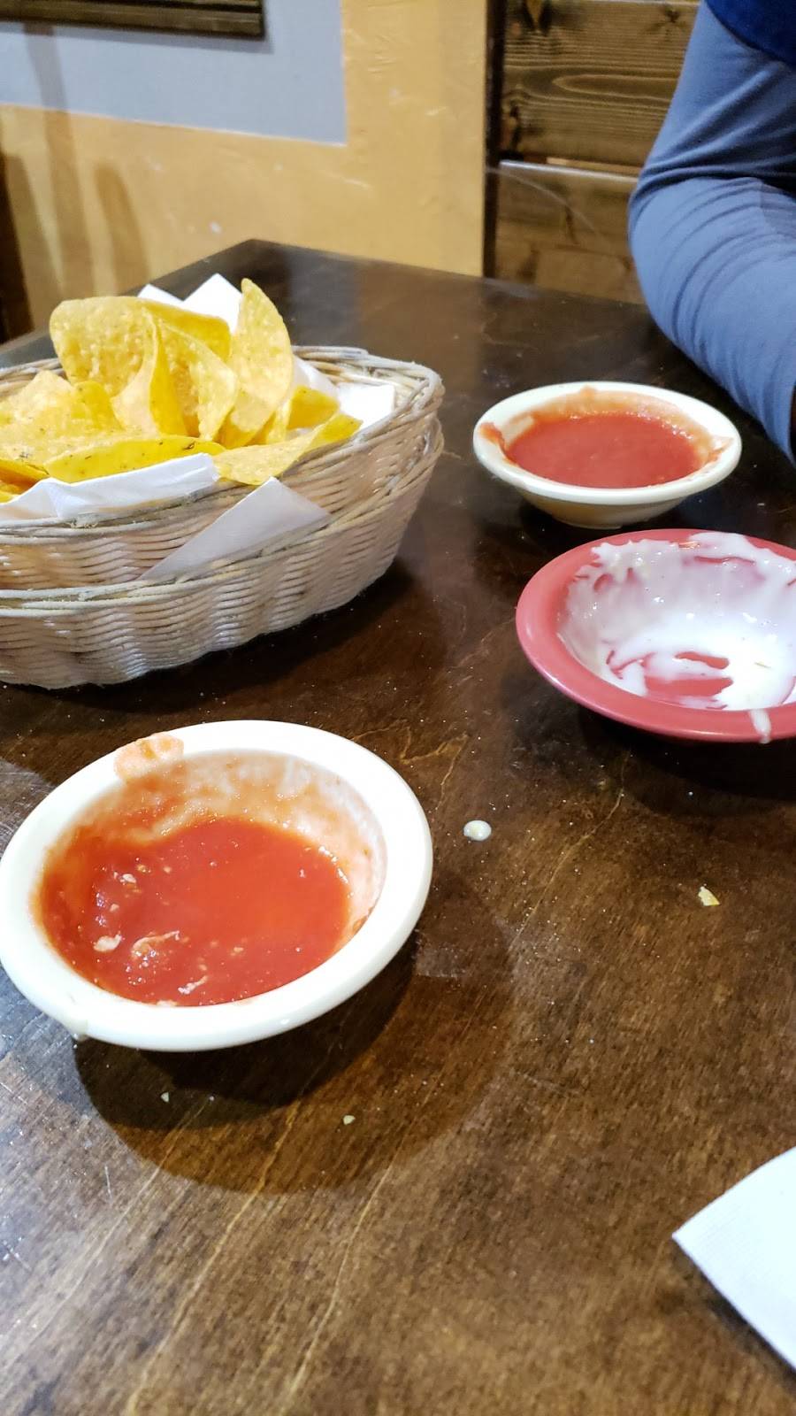 Los Amigos Mexican Restaurant | restaurant | 1235 S Jefferson St, Huntington, IN 46750, USA | 2603564222 OR +1 260-356-4222