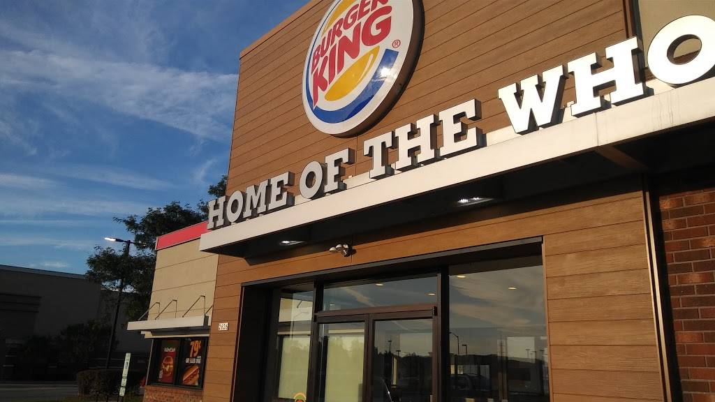 Burger King | restaurant | 2626 S 108th St, West Allis, WI 53227, USA | 4143211772 OR +1 414-321-1772