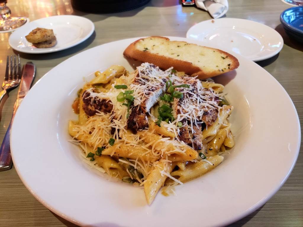 Razzoos Cajun Cafe | restaurant | 1990 S Stemmons Fwy, Lewisville, TX 75067, USA | 9723160326 OR +1 972-316-0326