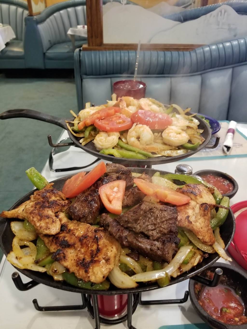 Maria Bonita Mexican Restaurant | restaurant | 33311 Agua Dulce Canyon Rd, Santa Clarita, CA 91390, USA | 6612688004 OR +1 661-268-8004